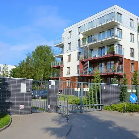 Apartament Polanki Z Basenem Blisko Plazy Апартаменты Колобжег
