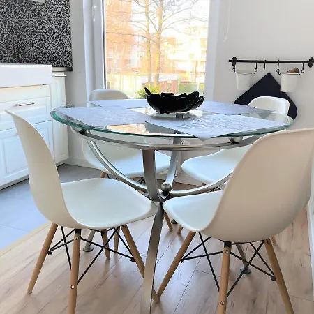 Apartament Polanki Z Basenem Blisko Plazy Апартаменты Колобжег
